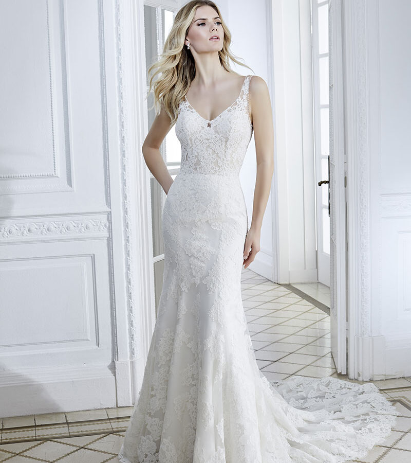 Divina Sposa / Robe  202 - 09