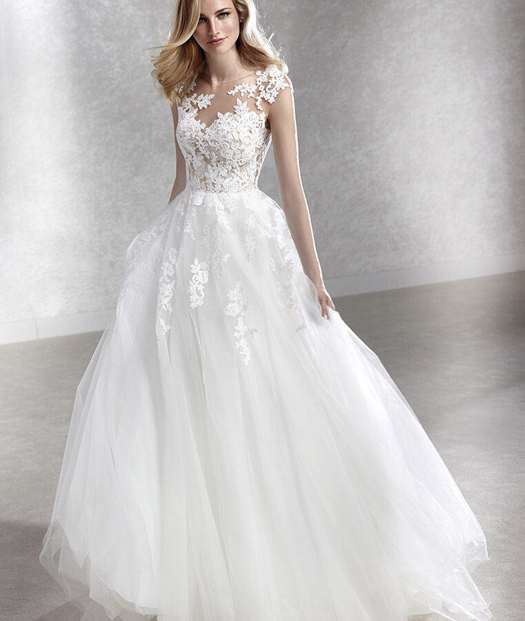 White One / Robe FELICIDAD