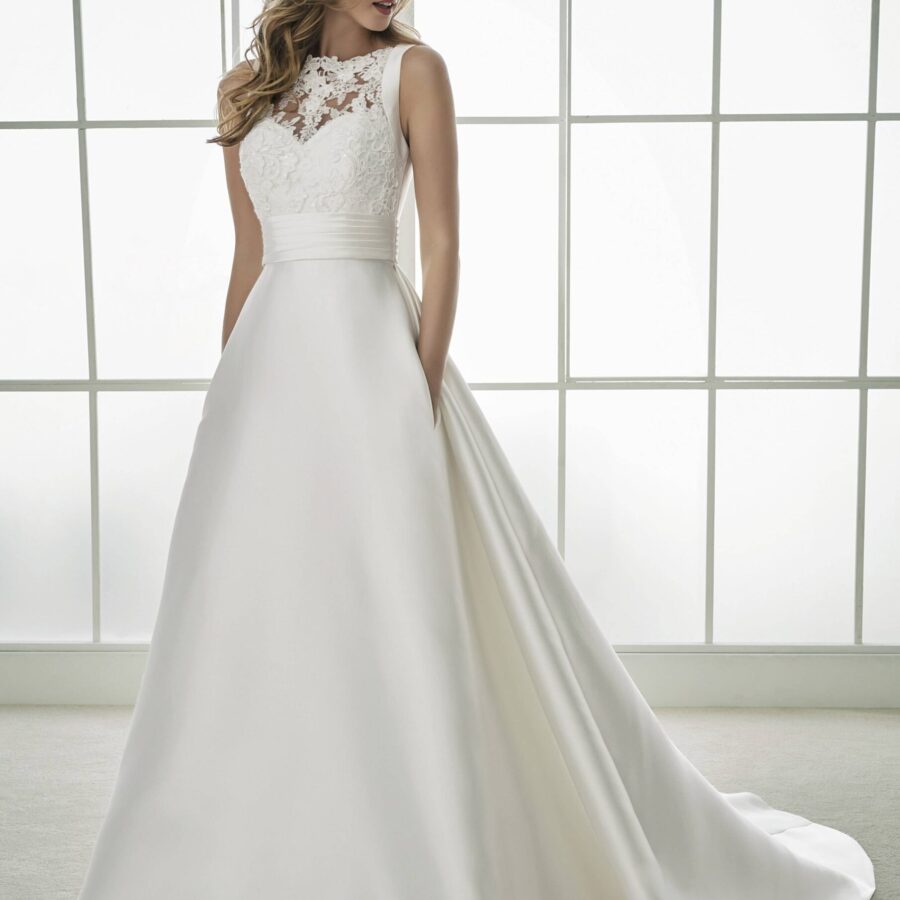 White One / Robe FLAVIA