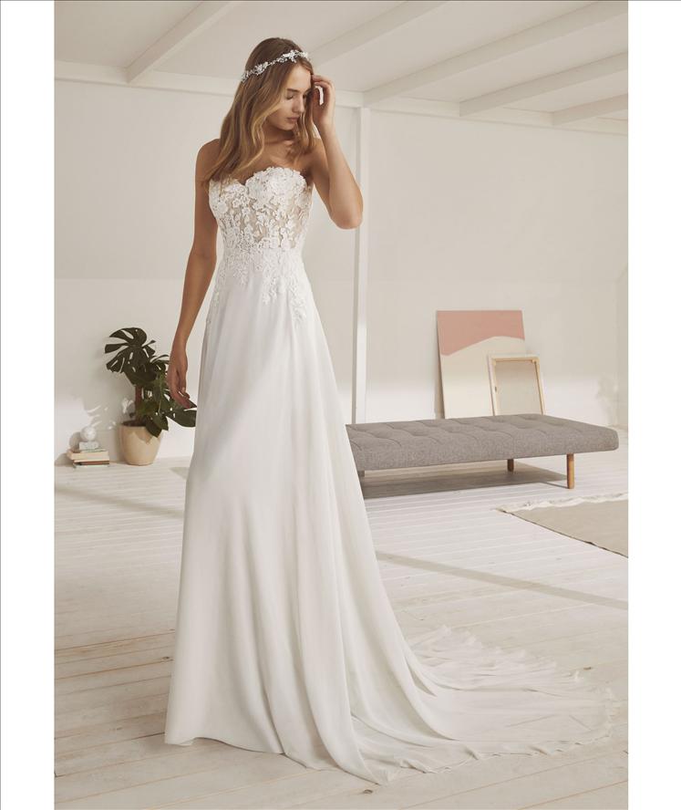 White One / Robe OMEGA